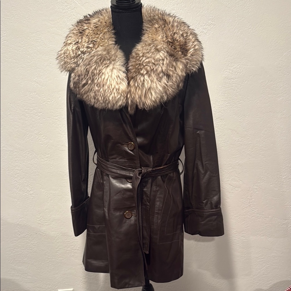 Vintage Brown Leather Jacket with Fur Collar and Belt